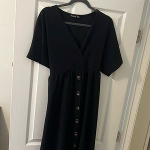 BOOHOO black v neck dress with buttons
